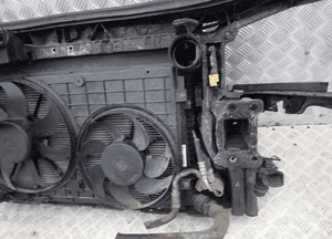 Pas przedni chłodnice wentylator audi A3 8P lift  8P0807113F  8P0805608 7