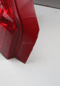 Lampa lewa tylna Peugeot 208 3