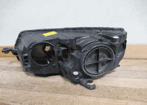 Lampa prawa przednia skoda octavia 3 iii 5E0 2012-2016 17