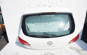 Klapa bagażnika tył opel astra 4 j Z40R