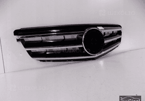 Mercedes C Klasa W204 Atrapa / Grill - 0429 2