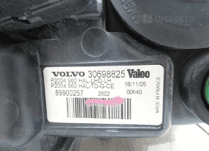Lampa PRAWA V70 04-07 r H7 30698836 10