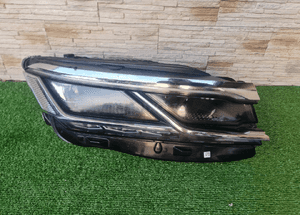 Lampa prawa p vw touareg 18- 1EX013.143-06 1
