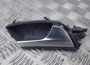 KLAMKA WEWNĘTRZNA PRZÓD PRAWA AUDI A5 I 8T COUPE 8T0837020A RADOM 1