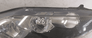 Przod przednia lampa prawa ford fiesta MK7 2