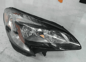 Opel corsa e lampa przednia prawa 1