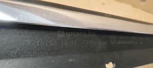 Listwa zgarniająca chrom drzwi lewy przód Audi A6 C5 5