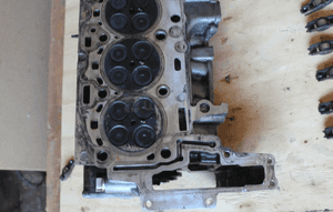 Głowica kompletna bmw E90 E91 2.0 d N47D20C 7810465 2011 10