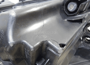 TOYOTA YARIS 4 IV LAMPA prawa przód soczewka 20-24r K0-6EU 11