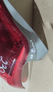 Lampa prawa tył tylna toyota yaris iii 3 2