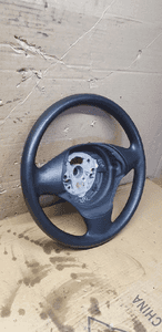 Kierownica oryginalna trójramienna BMW I E87 6763076 3