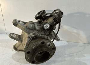 BMW 5 F10 / F11 Zwrotnica tył lewa - 15096 3