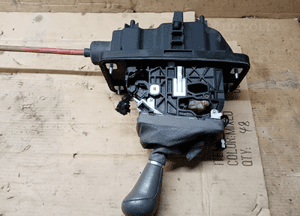 Wybierak lewarek biegów linki Audi A6 C6 3.2 FSI Automat 4F1713041M 6