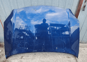 Toyota Avensis T25 maska 03-08 8P4 4