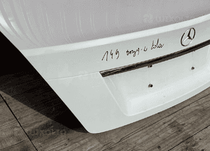 Mercedes W204 lift sedan klapa 149 oryginał igła 6