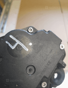 SILNICZEK TYLNEJ WYCIERACZKI MEGANE III 0390201847 3