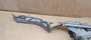 Mechanizm wycieraczek przód przedni Mercedes W211 A2118200442 2