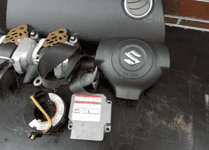 Komplet AIRBAG Poduszka Poduszki Kierowcy Pasażera Zaślepka Pasy Sensor Taśma Suzuki Swift IV MK6 2