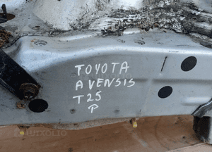 Ćwiartka podłużnica prawa przednia prawy przód Toyota Avensis T25 5
