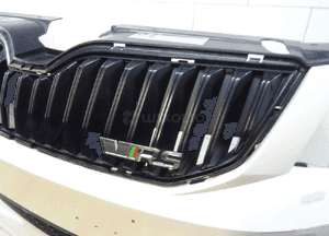 Zderzak przód przedni skoda octavia 3 iii rs 5E0807221F llu 5