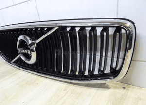 Grill zderzaka volvo V90 przód 4