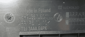 Tapicerka osłona klapy bagażnika VW Golf VIII 8 Kombi 5H9867601 8