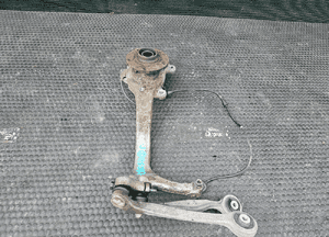 Zwrotnica 8E0258F 8E0407242B Zawieszenie Piasta Czujnik ABS Przednia Przód Prawa AUDI A4 B6 B7 8