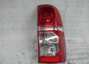 Toyota hilux vii 7 oryginalna  idealna lampa tylna prawa 1