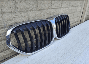 Bmw F48 F49 lci grill atrapa przód 2