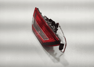 Lampa lewa tył tylna w klapę renault clio iv hatchback 265552424R 16-19 4