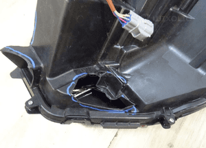 Mitsubishi eclipse cross lampa reflektor full led lift prawy llu E1336286R 9