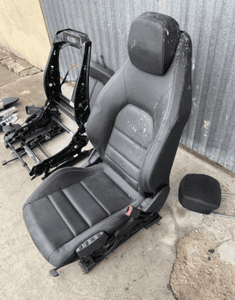 Mercedes E 207 C 204 coupé fotel lewy stelaż fotela siedzisko  oparcie mechanizm 9