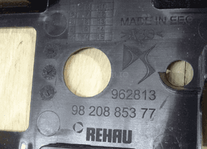 ATRAPA GRILL CITROEN DS7 9820885377 LLU 10