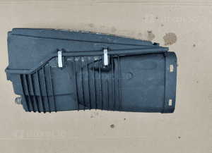 Obudowa filtra powietrza mercedes W204 2.2 cdi A6460902001 2