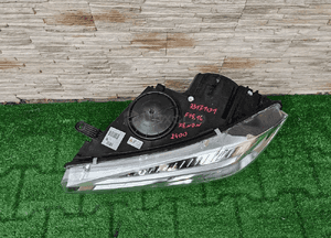 Lampa xenon bmw X5 F15 X6 F16 7317101 2