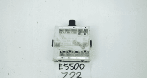 Moduł sterownik komfortu drzwi mercedes c W206 21- A2069000613 3