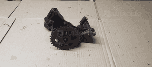 Pompa oleju olejowa Audi A4 B6 1.6 06A115105B 2