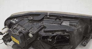 Lampa przednia lewa skoda superb i xenon 8