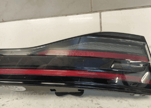 VW ID. BUZZ LAMPA TYŁ TYLNA W KLAPE LED ORYGINAŁ 6