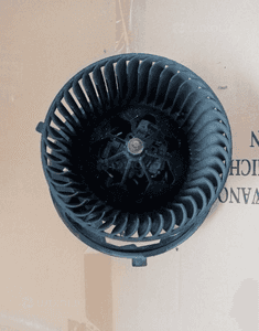Wentylator silnik dmuchawy nagrzewnicy VW Passat B6 3C1820015E 2