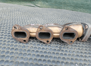 Krociec 059131799R 059253033L 059253034L Lacznik Turbo Turbiny Kolektor Kolektory Wydechowy Kolanko 2.7 3.0 V6 TDI AUDI A4 B8 A5 A6 Q5 24