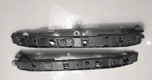 Audi A8 D3 ślizg zderzaka tył lewy 4E0809915A 1