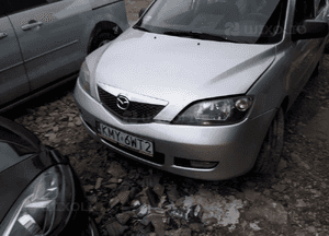 Mazda 2 02-07 DY  Maska zderzak pas lampa atrapa  zamek szyba klapa w kolor 22V 2