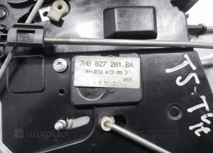 Zamek drzwi lewy tył tylny volkswagen transporter T5 7H0827201BA 2003-2009 4