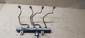 Listwa wtryskowa Peugeot 307 2.0 HDI 9645689580 3