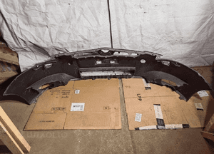 Zderzak przód przedni toyota auris i lift 6