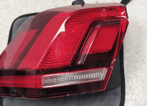 Vw tiguan lampa lewy tył led lewa tylna oryginał 6