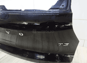 Klapa bagażnika volvo XC40 4