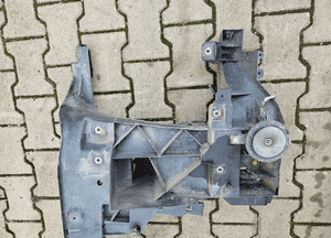 VW Crafter pas przód przedni wzmocnienie 2E0805591 4