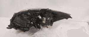 Lampa przod przednia prawa toyota auris E15 4